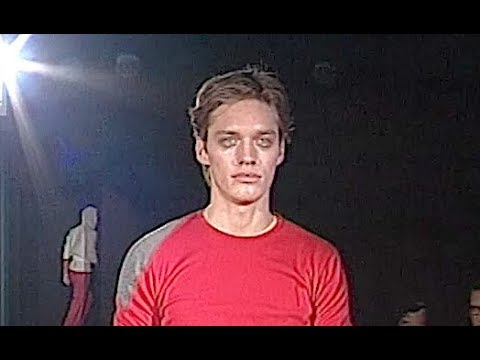 ALESSANDR0 DELL'ACQUA Fall 1999 2000 Menswear - Fashion Channel