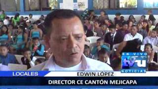 preview picture of video 'realizan graduación en centro escolar cantón mejicapa de Santa María'