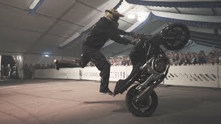Motorrad Stuntshow im Bierzelt // Dominik Csauth &amp; Losamol