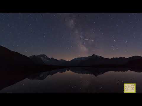 Real Meditative Sound. Zoning in the Moment, Distance and Picture. Just take a Moment.