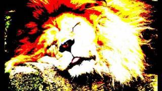 R.E.M. - The lion sleeps tonight
