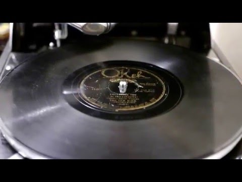 "Caressing You" - The New York Syncopators v/Ed Kirkeby