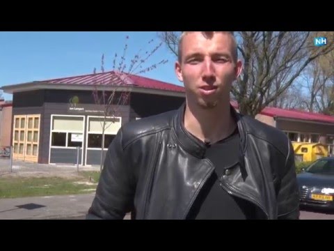 Fabian Serrarens brengt een verrassingsbezoek aan een jeugdige seizoenskaarthouder