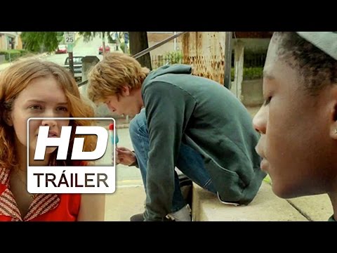 Thumbnail of the video: Yo, él y Raquel | Trailer Subtitulado (HD)