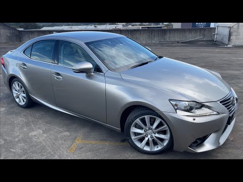 2016 Lexus IS200T Luxury 2.0L Turbo Automatic Only $36999