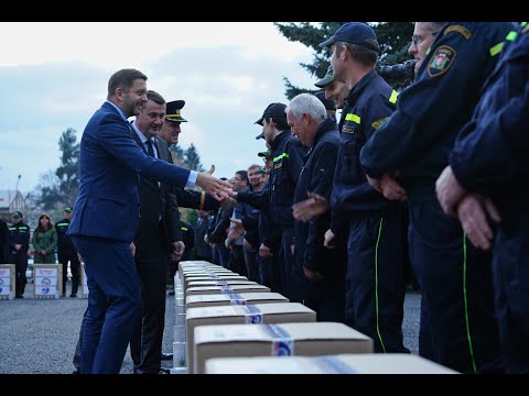 Dobrovolní hasiči Libereckého kraje převzali věcné dary za zásah v Hřensku