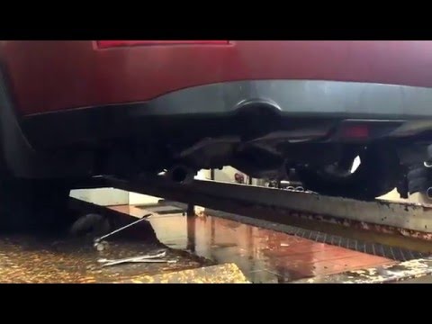 Infiniti fx35 invidia exhaust with removed catback