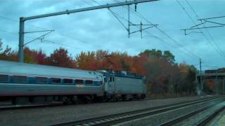 preview picture of video 'Three Trains at Old Saybrook, Amtrak, Shore Line East'