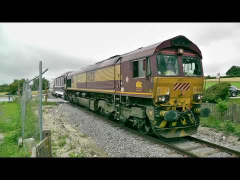 (HD) Trains at Caffiers & Bergues Stations/Trains de marchandises à Caffiers & Bergues  - 14/7/14