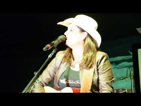 Video thumbnail for Don’t Come Home A’ Drinkin’ (With Lovin’ on Your Mind)