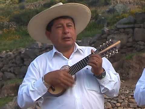 ESTUDIANTINA DEL SUR - EL HOMBRE  VA  CAMINANDO
