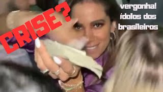 Anitta apóia "Fique em casa" mas não fica...