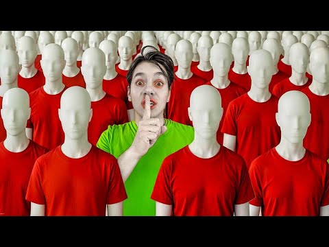 HIDE AND SEEK WITH 100 MANNEQUINS! (Universe)