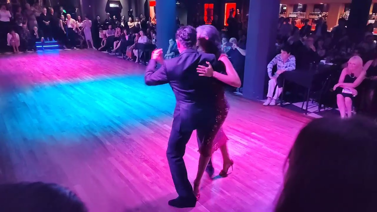 Natacha Poberaj y Carlos Rivarola en Milonga Parakultural - MARABÚ