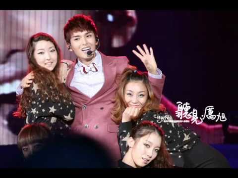 111004 - Super Junior K.R.Y Concert in Nanjing - (Ryeowook)