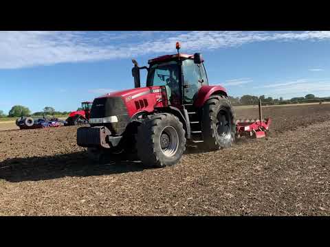 Case Magnum 310 and 3m Sumo Trio