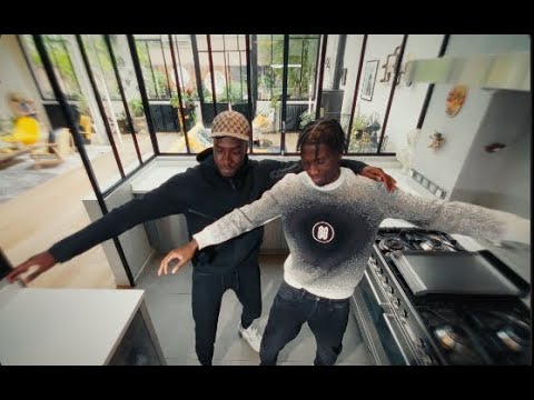 R2 - C'EST RELOU (REMIX) FT THIZZY52