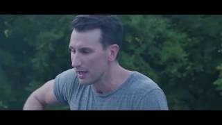 Russell Dickerson | &quot;Yours&quot; Live Acoustic