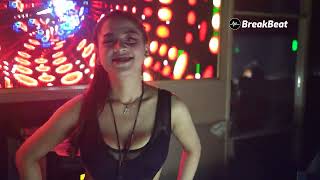 Download lagu DJ SHELTER Breakbeat Remix Terbaru Full Bass Single Track mp3