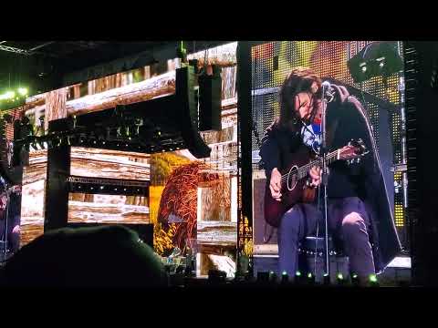 Willie Nelson and Micah Nelson - Everything Is Bullshit @ Farm Aid 40 Minneapolis, MN 9/20/2025