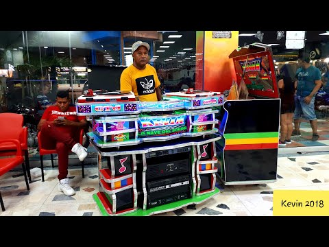 El Rastrillo Del Mundy - El Kevin Turbo.