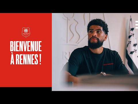 The 𝙘𝙤𝙪𝙡𝙞𝙨𝙨𝙚𝙨 and first steps of 𝙈𝙖𝙝𝙙𝙞 𝘾𝙖𝙢𝙖𝙧𝙖 in Red and Black