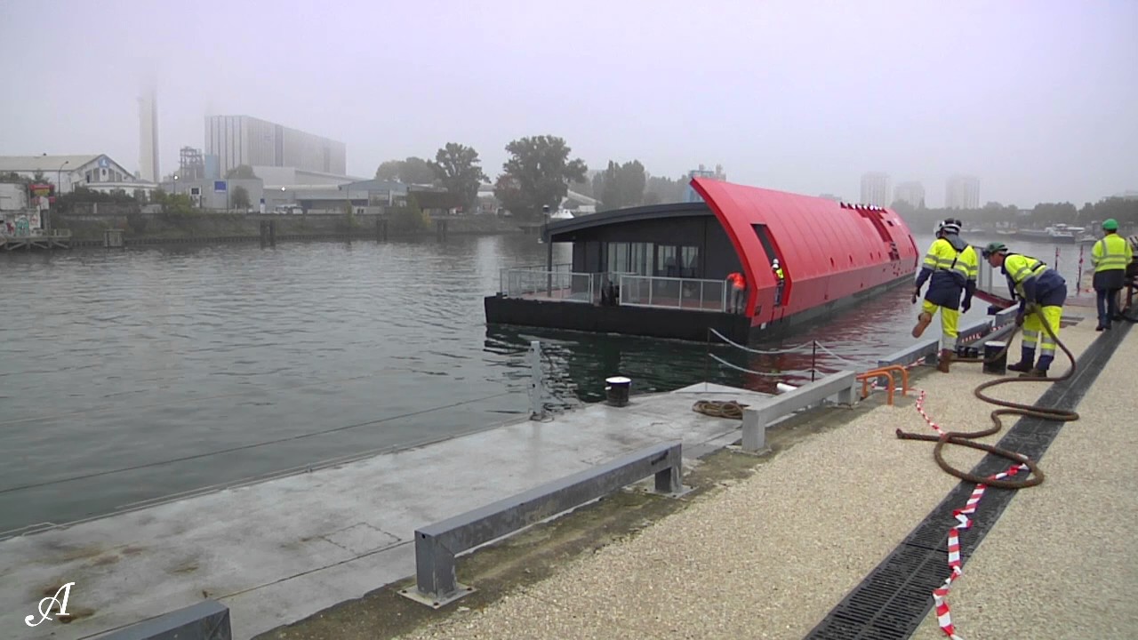 The entire boat (190 people)