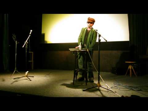 Sto mrtvých miminek v jedné popelnici - Rozhovor s kapelníkem + 2 songy