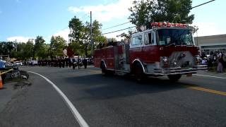 preview picture of video '2012 Mohegan Lake Fireman's Parade (6)'