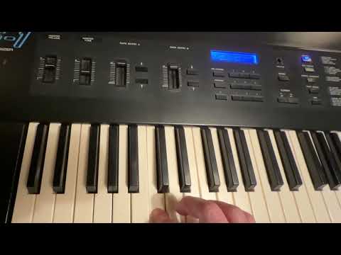 Korg DSS-1 61-Key Digital Sampling Synthesizer w/ Gotek drive and more! imagen 10