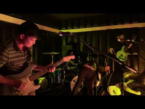 Mariel - “Captain Sunshine” live @ Soda Bar