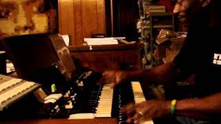 CANT HIDE LOVE SWING VERSION MOV02407.MPG