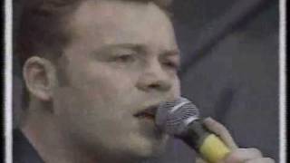 UB40 - Sing our own song (Free Mandela Concert)