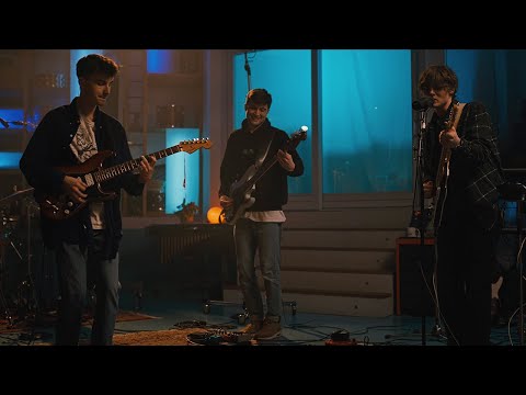 Conor Albert & James Smith - Crescent Moon (Live)