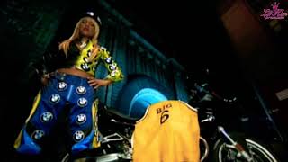 Lil&#39; Kim - In The Air Tonite ft. Phil Collins (2001) HD