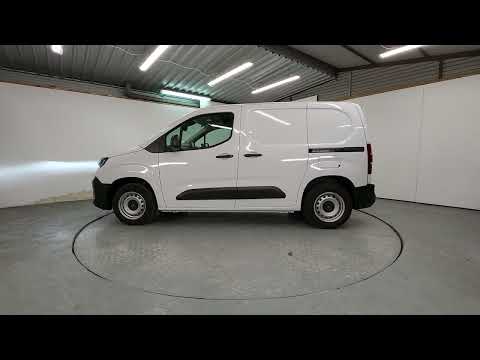 Citroen Berlingo BlueHDi 100 MWB 5 seats S&S Plus - Image 2