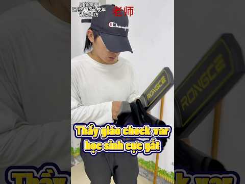 Cười bò với muôn kiểu giấu điện thoại chống máy quét 🤣🤣