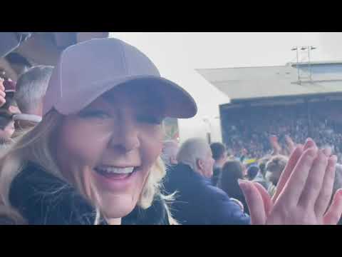 CRYSTAL PALACE FANS CHANT  |  CRYSTAL PALACE VS EVERTON 4-0