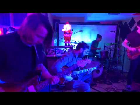 Atikas Arras- Live at Daywrecker Studios Xmas 2018 - "Tuck One"