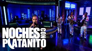 El Komander canta &quot;Leyenda M1&quot; en Noches con Platanito