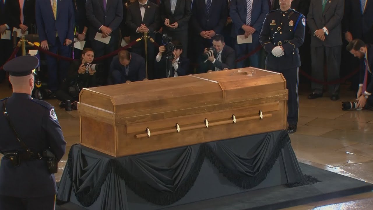 Billy Graham Honored in U.S. Capitol Rotunda