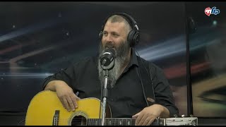 עדי גביסון בריאיון וידאו למנחם טוקר בקול חי | Adi Gabison Interview With Menachem Toker On Kol Chai