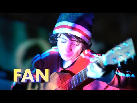 BARBI RECANATI: Paseo | FAN