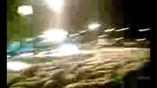 preview picture of video 'Gregge di pecore pascola a Caltanissetta all'una di notte!!'