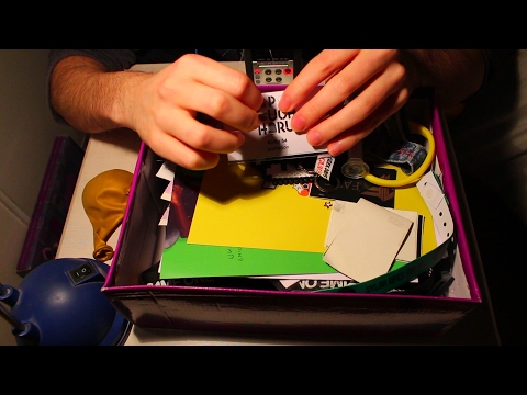 Boîte à souvenirs [ ASMR ]