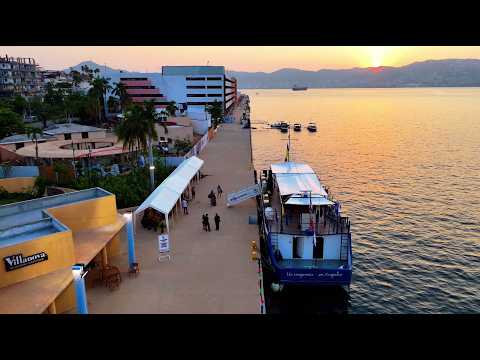 The TRUTH about the opening and the blockade of the MarinaBus in Acapulco