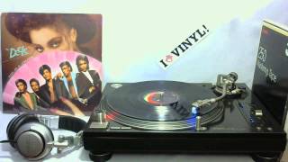 THE DEELE EYES OF A STRANGER - TWO OCCASIONS