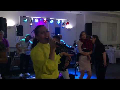 Jovana Starovlah i orkestar Ace Ivankonog..EKV "Krug" 🎶🎶❤️💥