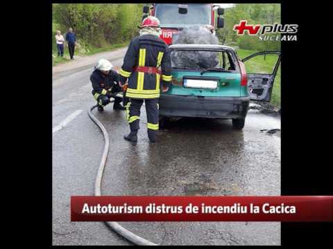 Autoturism distrus de incendiu la Cacica