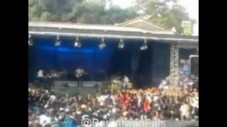 Download lagu Potret Panen Mimpi Wereng @iwangnoorsaid @gilramadhan @iwanfals mp3